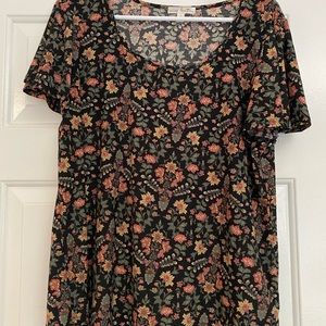 Lovely soft flowy top